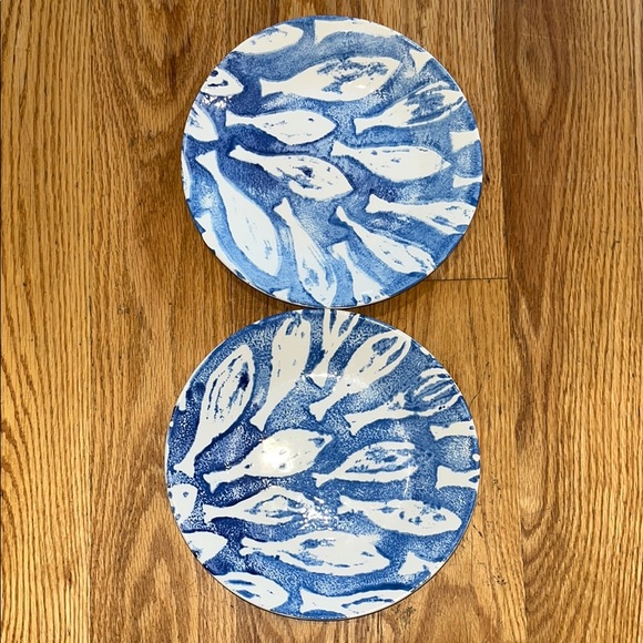 Pair of Vietri School of Fish Salad Plates - Picture 2 of 10